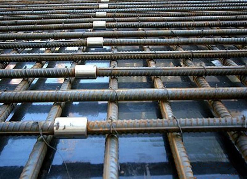 赤峰为什么建楼房时，要在钢筋上加一排小圆环？原来作用这么大